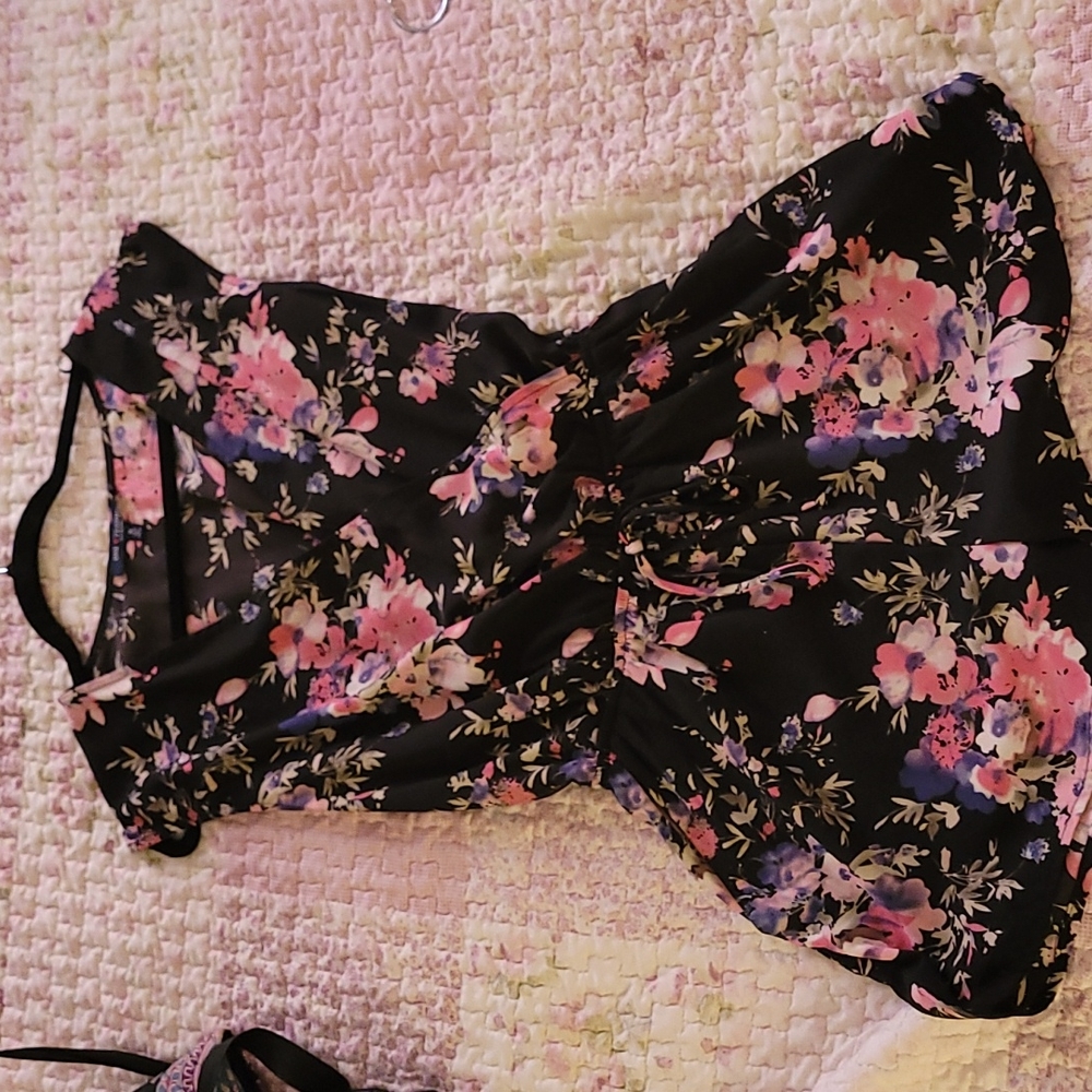 Black floral printed(pink shades, purp), deep v-neck,romper/jumpsuit, size small